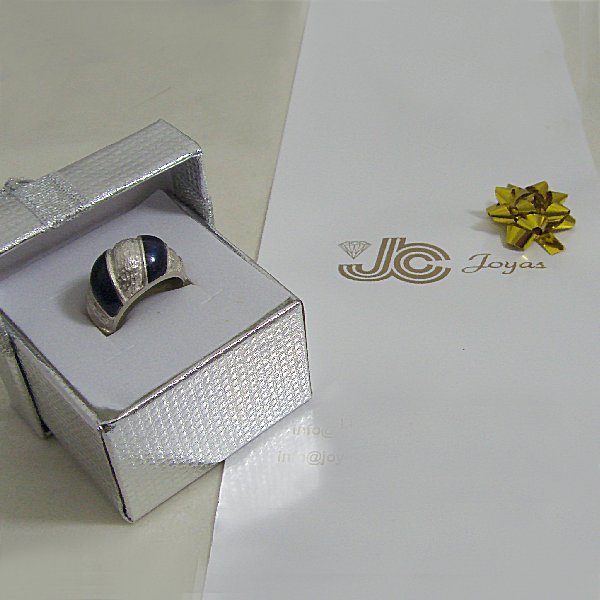 (r1242)Silver ring with blue enamel.